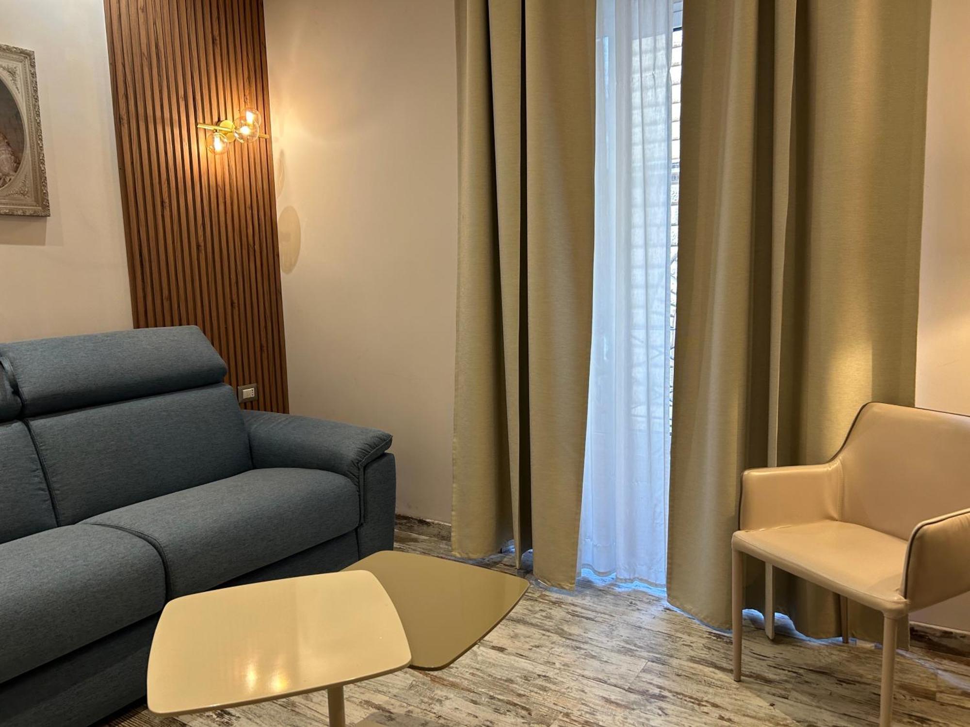 Colonna 18 Apartment By Ghor — Photos 2